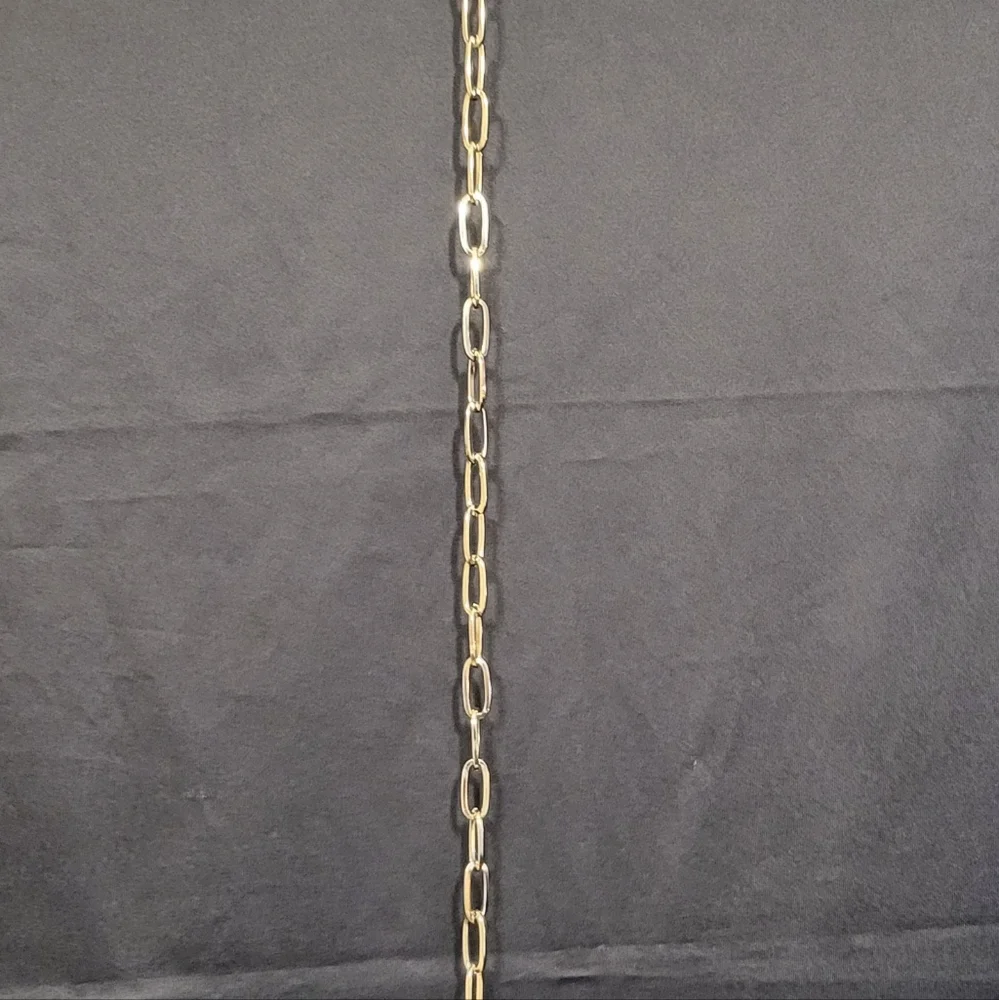 Steve Madden Silver Belt fits Small/Med/Large - Picture 5 of 5